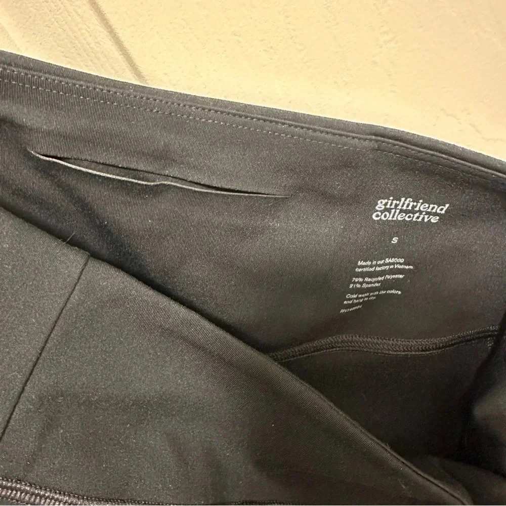Girlfriend Collective Black Leggings Size Small - Picture 3 of 5